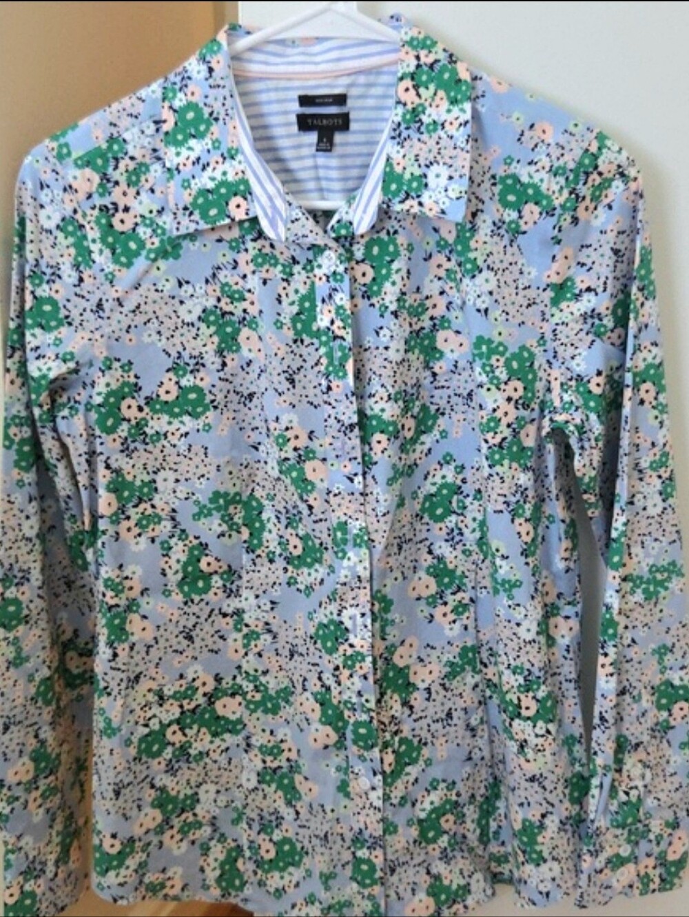 Talbots Perfect Non-Iron Floral Shirt, Size 6, Stripe Contrast Cuff